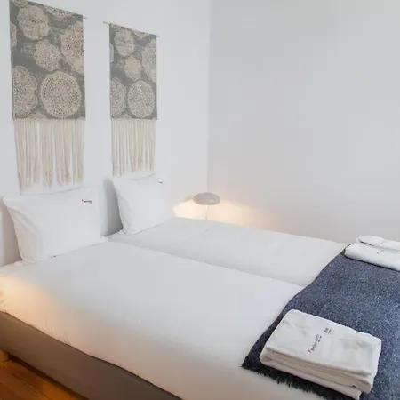Flh Chiado Charming Apartamento *